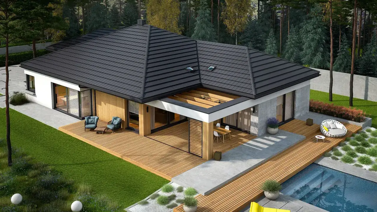 Nowoczesny bungalow z basenem i drewnianym tarasem, otoczony zielenią i lasem. Idealne miejsce na relaks.